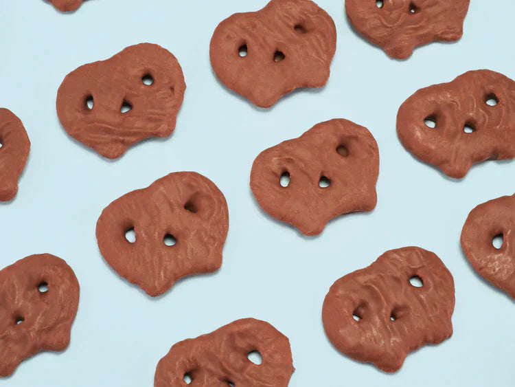 Olly's Milk Chocolate Coated Pretzel Thins 90g [Best Before: 29/04/2025]